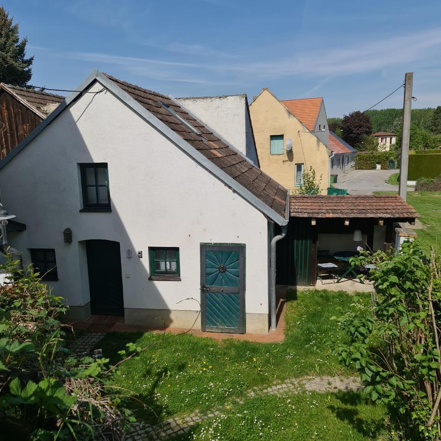 Landhaus Nitsch Appartement - Gaestehaus Nitsch Appartement Prinzendorf an Der Zaya Exterior foto